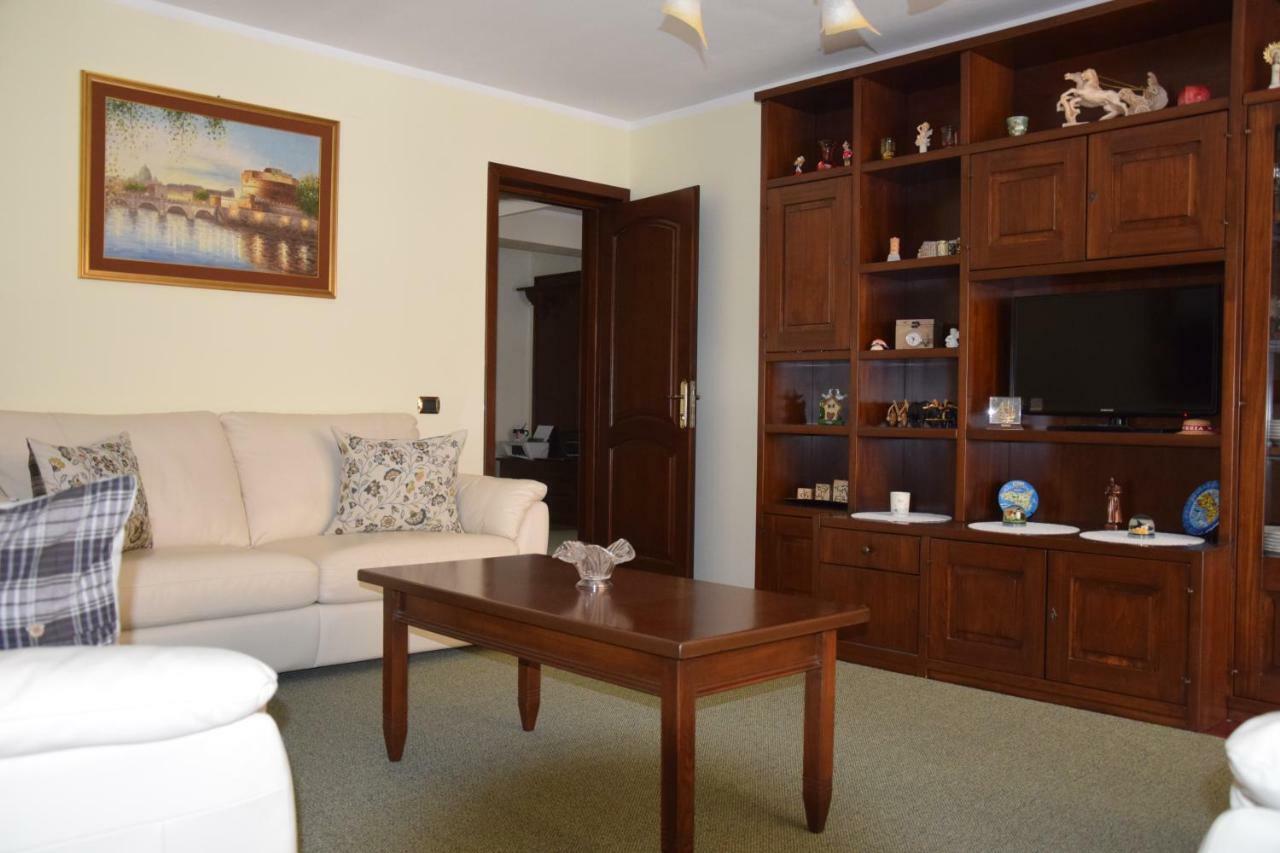 Pensiunea Select Curtea de Argeş Exteriér fotografie