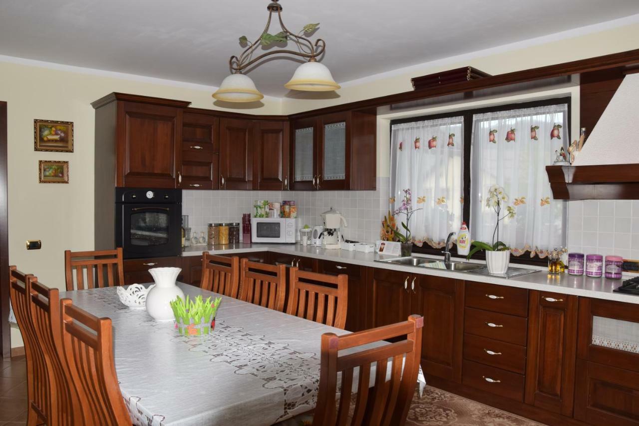 Pensiunea Select Curtea de Argeş Exteriér fotografie